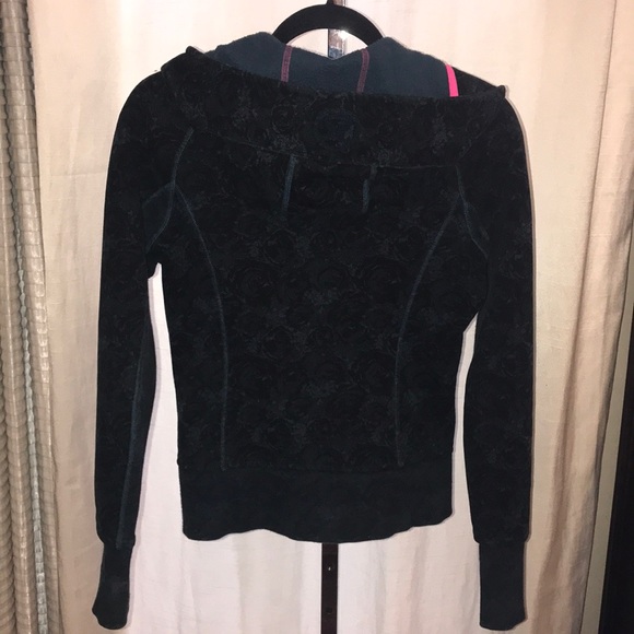 Lululemon LimitedEdition Paisley Navy Hoody 4 - Picture 4 of 8